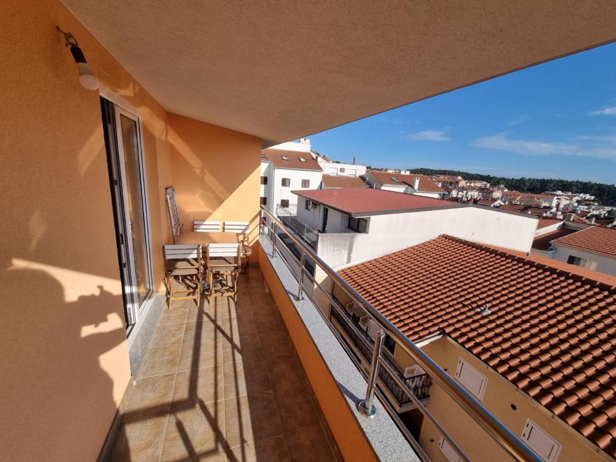 Apartment Furulund Makarska Eksteriør billede