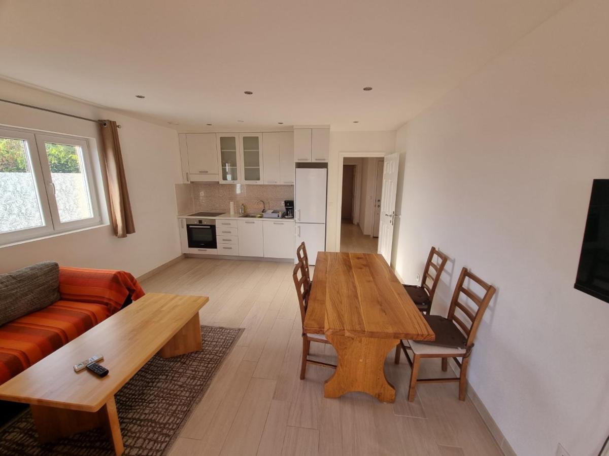 Apartment Furulund Makarska Eksteriør billede